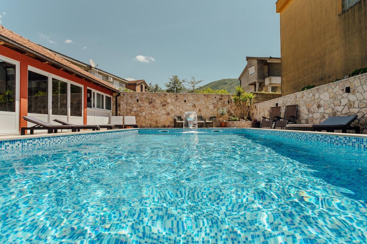 Guest House Villa Zivanovic Herceg Novi Eksteriør bilde