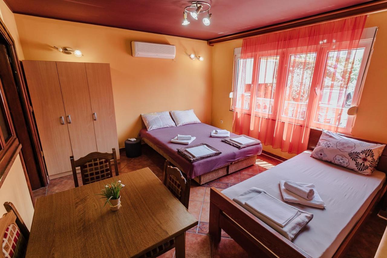 Guest House Villa Zivanovic Herceg Novi Eksteriør bilde