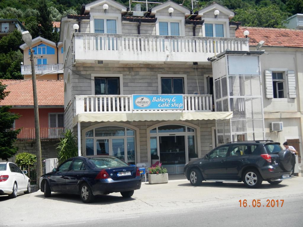 Guest House Villa Zivanovic Herceg Novi Eksteriør bilde