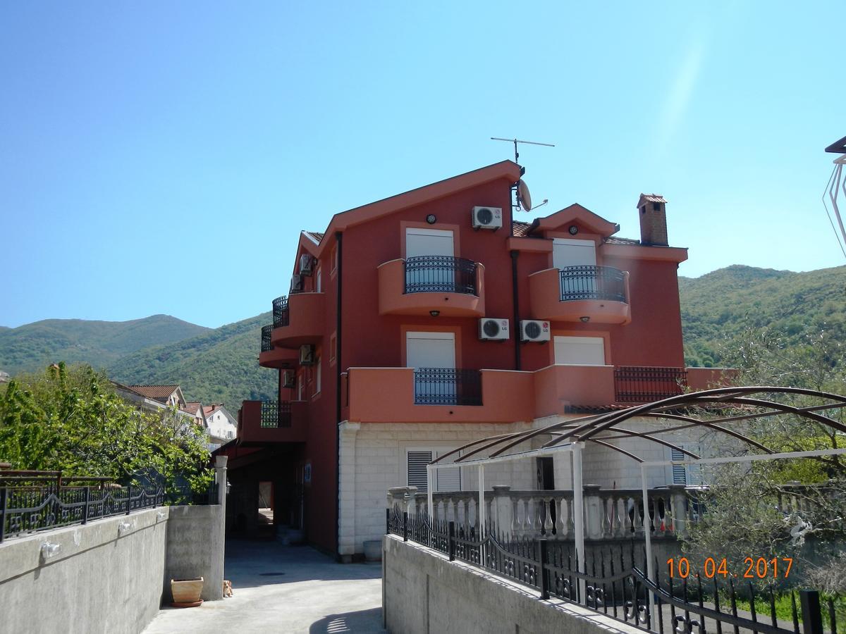 Guest House Villa Zivanovic Herceg Novi Eksteriør bilde