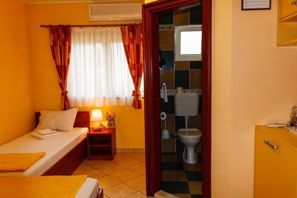 Guest House Villa Zivanovic Herceg Novi Eksteriør bilde