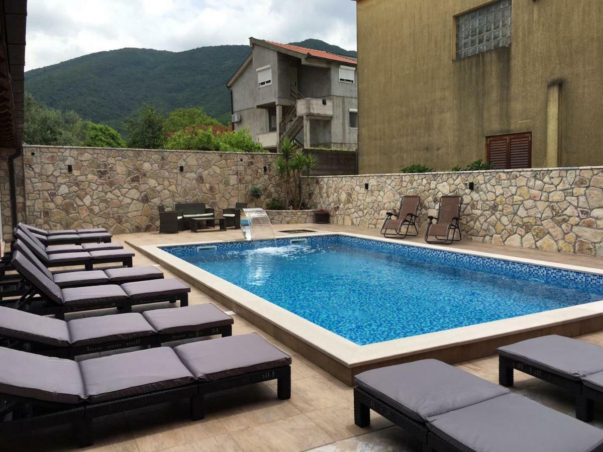 Guest House Villa Zivanovic Herceg Novi Eksteriør bilde