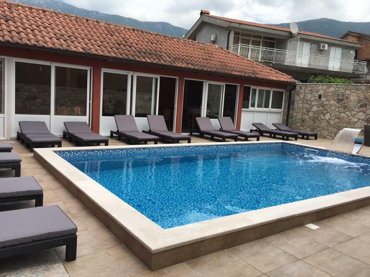 Guest House Villa Zivanovic Herceg Novi Eksteriør bilde