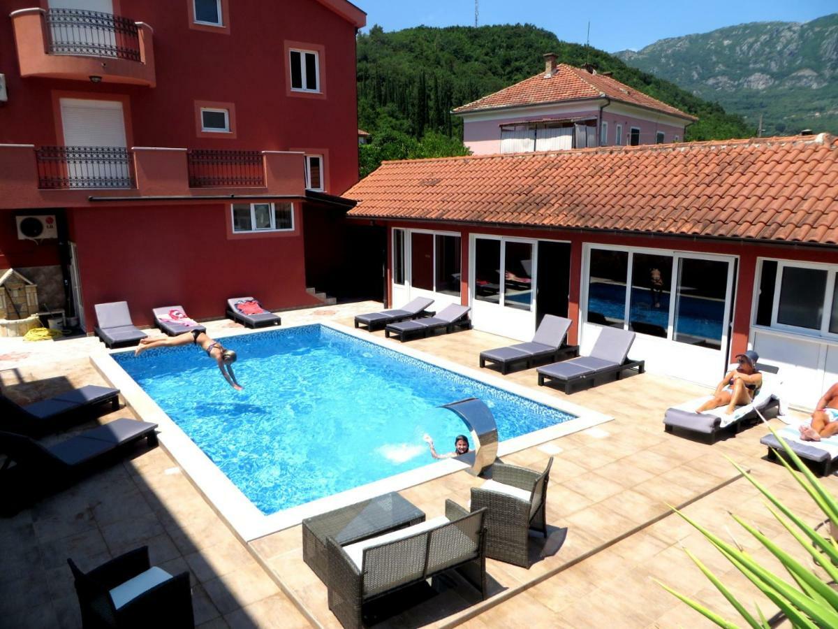 Guest House Villa Zivanovic Herceg Novi Eksteriør bilde